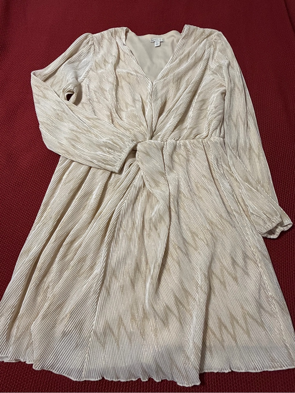 Cato Cream Long-Sleeve Twist-Front Pleated Dress